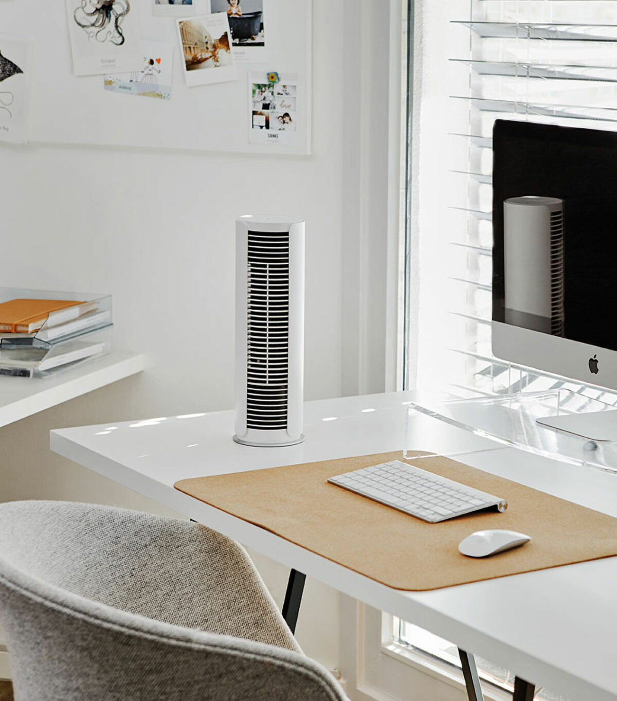 Stadler_Form_Peter_little_Table_Ventilator_Fan_white_lifestyle2